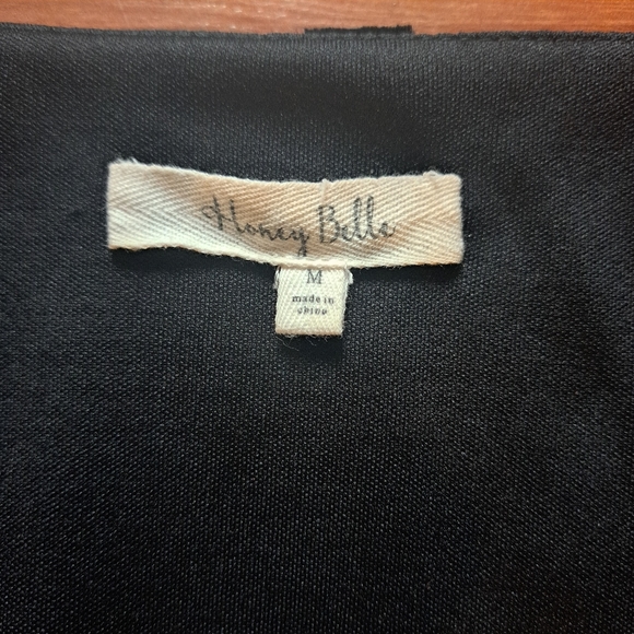 Black Velvet Magenta Pink Floral Blossom Burnout Velvet Flare Sleeve Playsuit - Picture 3 of 4